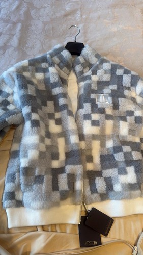 Brand new louis - new, vuitton