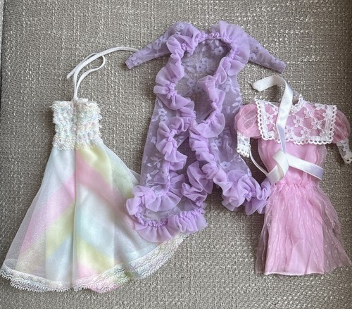 Three vintage barbie mattel - vintage,