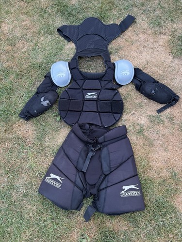 Slazenger adult small hockey - small,