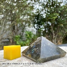 Labradorite pyramid -