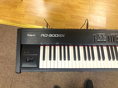 Roland 300gx key - roland, 88-key