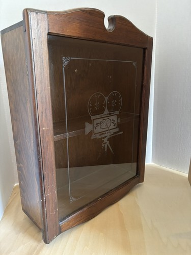 Vtg wall mounted curio - wall,