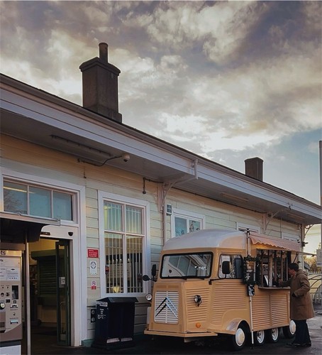Mobile catering trailer - mobile,