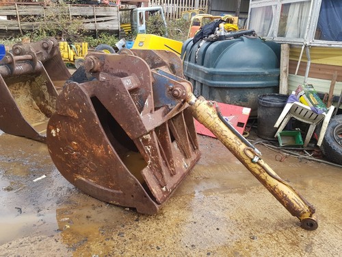 1100mm excavator clam - 1100mm,