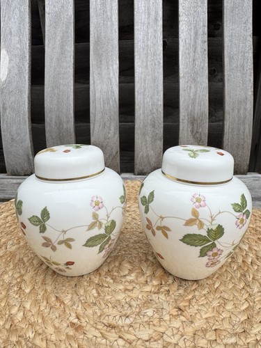 Pair wedgewood wild - pair,