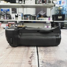Used Nikon MB-D10 Grip - D700