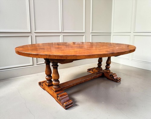Large oak dining table - oak,