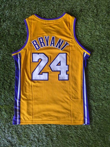 Retro kobe bryant lakers - retro,