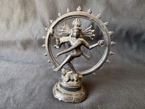 Vintage bronze - , or