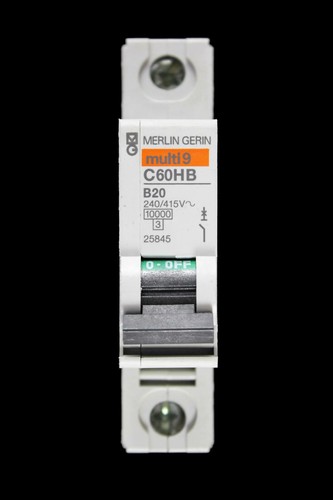 Merlin gerin amp - 20,