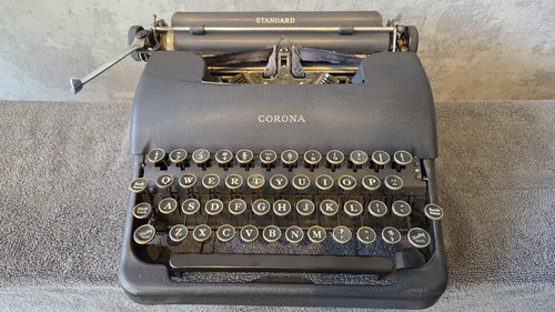 Vintage 1944 smith corona - smith,