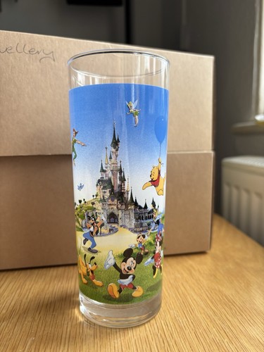 Disneyland paris tall - tall, drinking