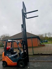 Toyota 2.0 Ton 2015 Container