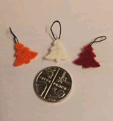 Scale little tree - little,