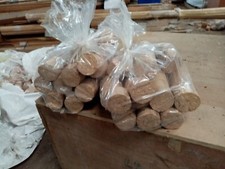 Oak briquettes - compressed