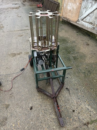 Clay pigeon traps clays and - clay,