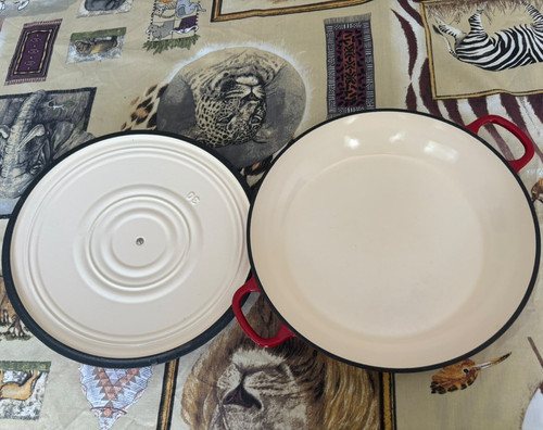 Cast iron enamel round - iron,