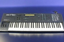 Yamaha V50 61-Key Keyboard