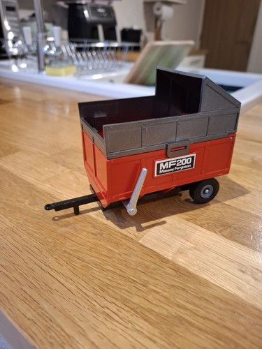 Britains farm toys - britains,