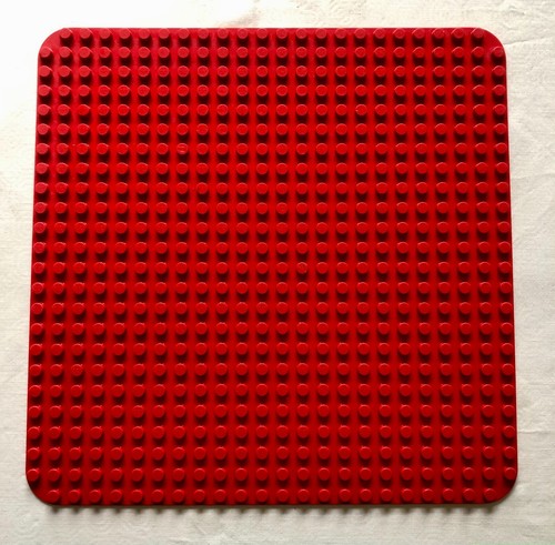 Duplo large red baseplate - red,