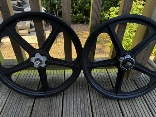 Black skyway mag wheels - black,