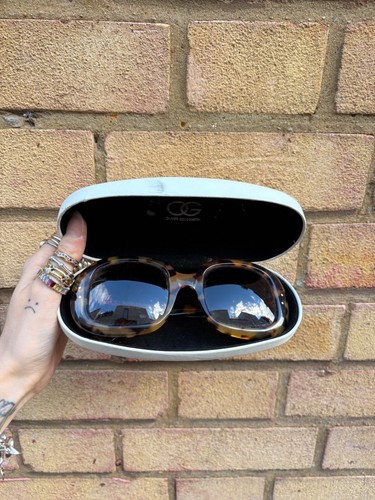 Oliver goldsmith manhattan amy - goldsmith,