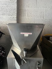 Commercial Potato Chipper. 