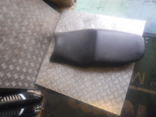 Honda vfr750 seat - honda,