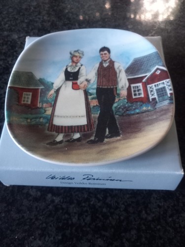 Arabia finland wall plaque - finland,