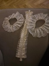 JABOT 3.5" X 19" AND PAIR OF