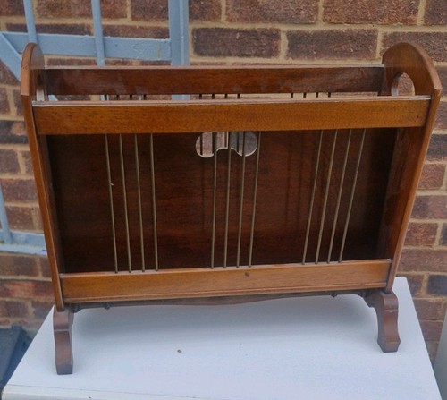 Traditional wooden magazine