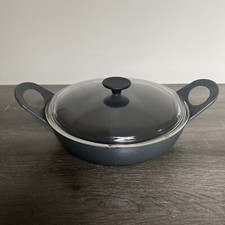 Le Creuset Grey Cast Iron Shallow Casserole/Braising Dish with Clear Lid Size 26