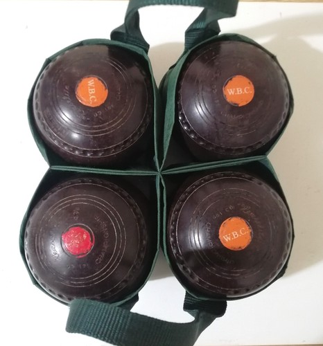 Set brown henselite - set,