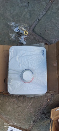 Triton t30i 240v - 240v, sink