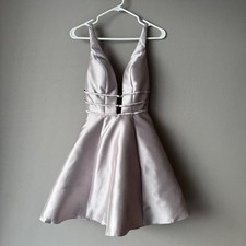 JVN by Jovani sz 0 silver deep