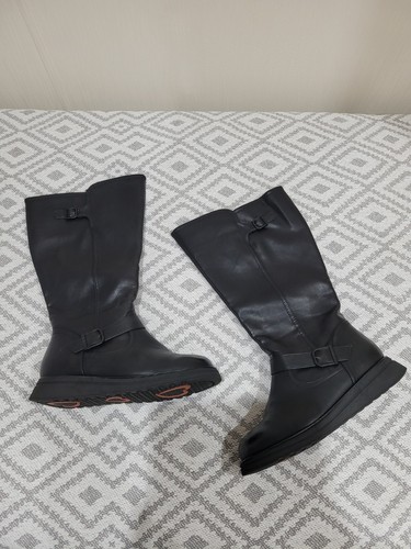 Euc black heavenly feet - euc,