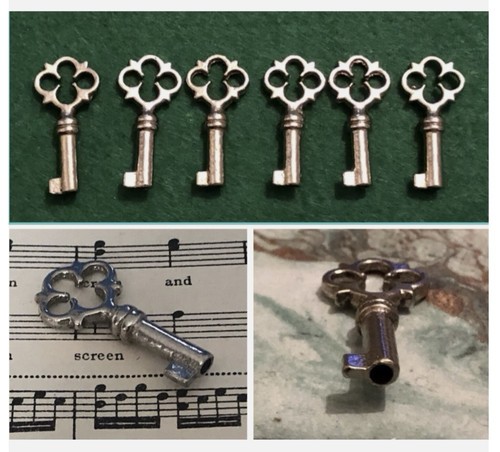 Small fancy bow - small, keys