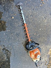 STIHL HS82r  HEDGE CUTTER / TRIMMER