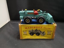 B595-MATCHBOX KING SIZE K-10 AVELING-BARFORD TRACTOR-SHOVEL WITH BOX