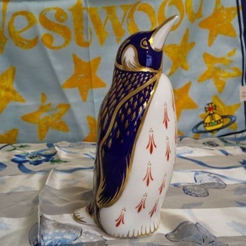 Royal crown derby - derby, penguin