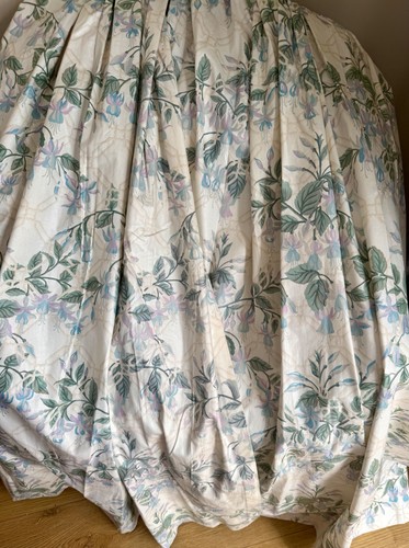 Stunning rare vintage laura - rare,