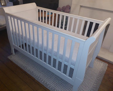 USED Mamas and Papa’s Mia