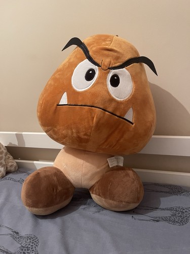 Super mario goomba - super, large
