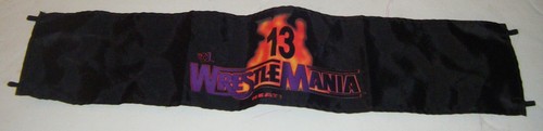 Wwe wrestlemania xiii - xiii, ring