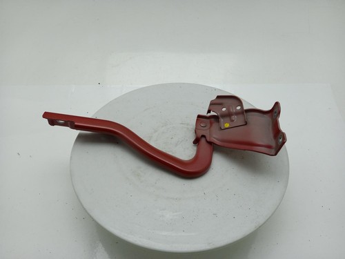 Suzuki swift bonnet hinge - suzuki,