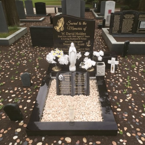 Adult grave edgings - grave,