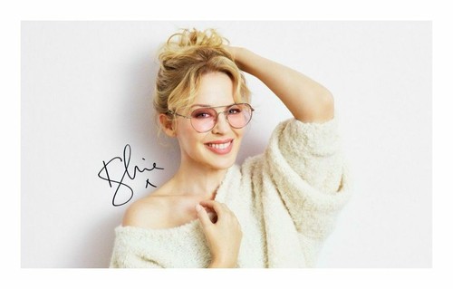 Kylie minogue autograph - minogue, signed