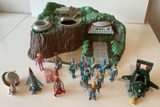 Thunderbirds Tracy Island, All 10 Figures, TB1, 2, 3, 4, 5 & Fab 1, Collectible
