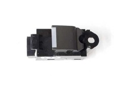 LR025907 front window control