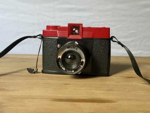 Lomography diana moma red - f+,